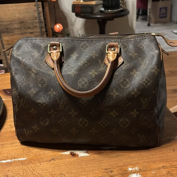 Louis Vuitton Monogram Speedy 30 - Picture 3 of 15